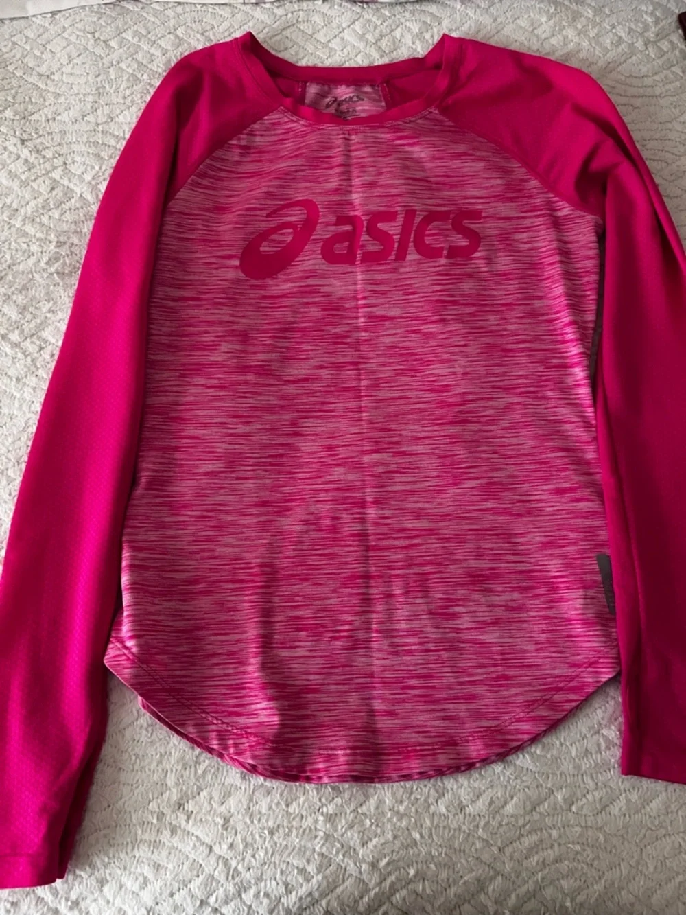 ASICS running tops - Picture 2 of 4